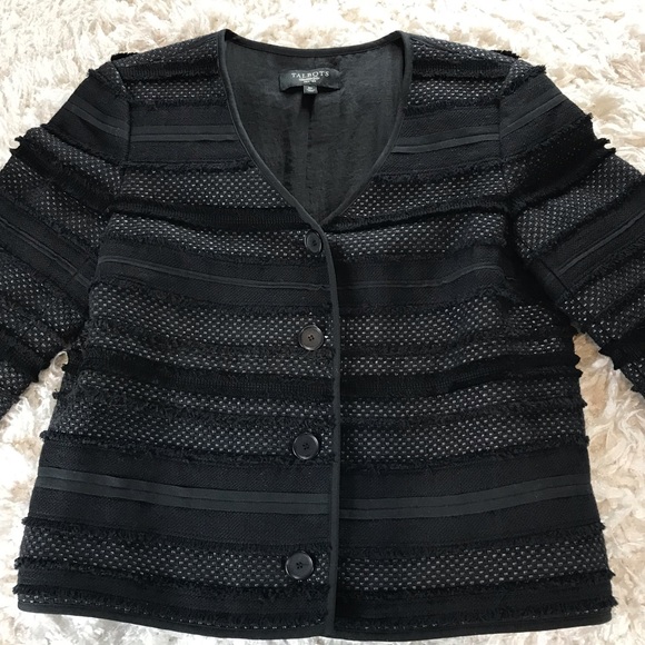 TALBOTS- PETITE MULTI TEXTURED BUTTON UP BLAZER 🖤 - Picture 2 of 12